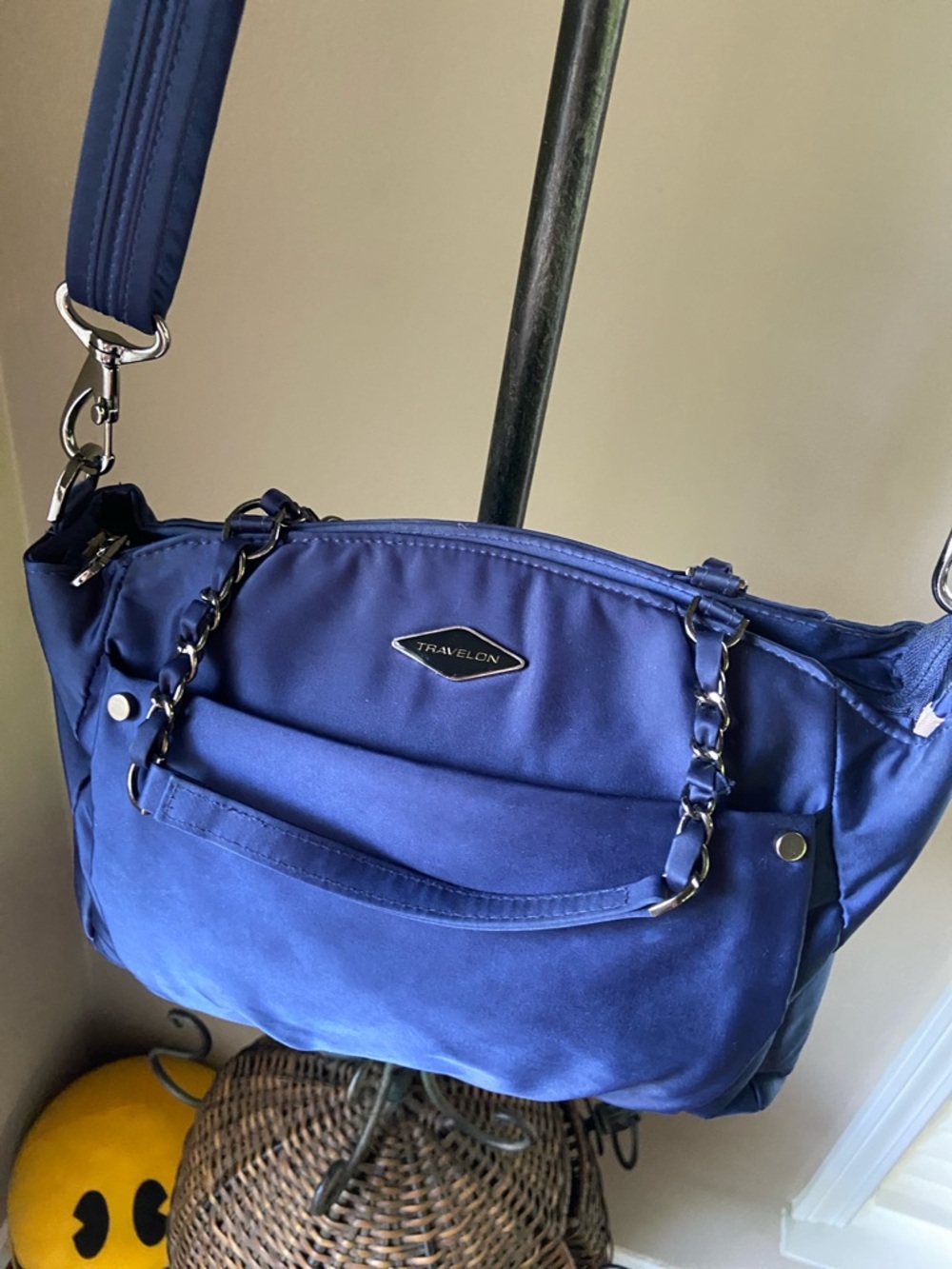 Travelon Parkview Anti-Theft Hobo Crossbody Shoulder Bag Navy - Picture 2 of 10